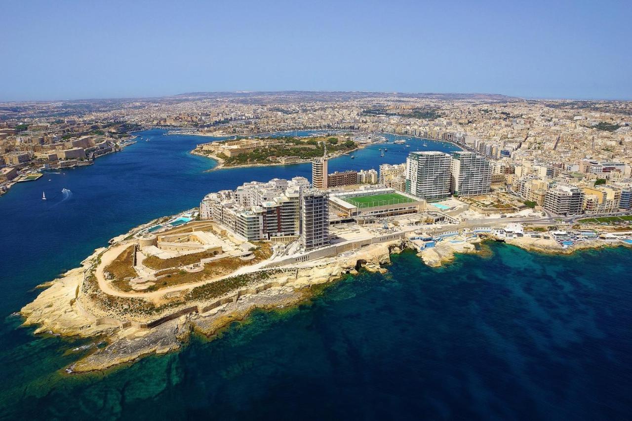 Marvellous Seafront Apartment Сліма Екстер'єр фото